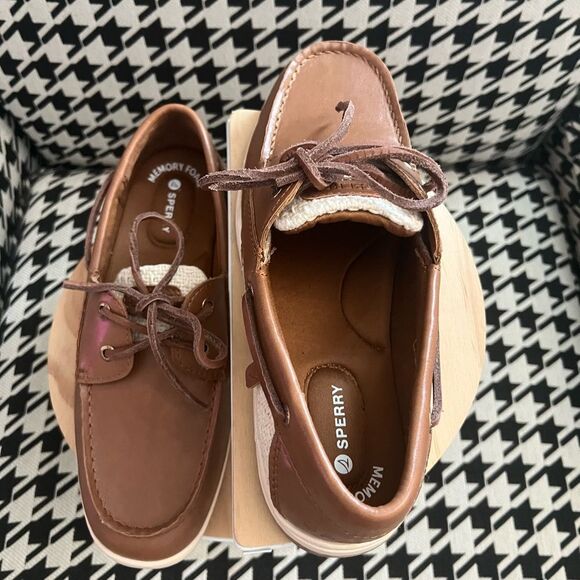 Sperry Whalefish Boat Shoe-Size 8 - Picture 3 of 8